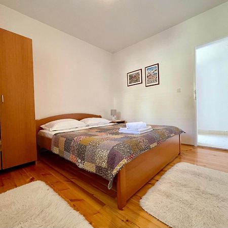 Holiday Residence Zvono مْليني الغرفة الصورة